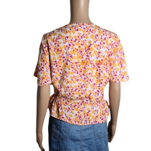 TOPSHOP Yellow & Pink Floral Button Down Top - Picture 9 of 9